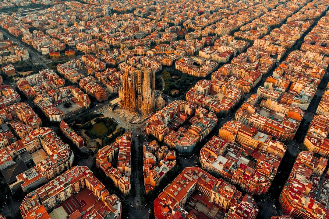Razgled Barcelone „hop on – hop off”