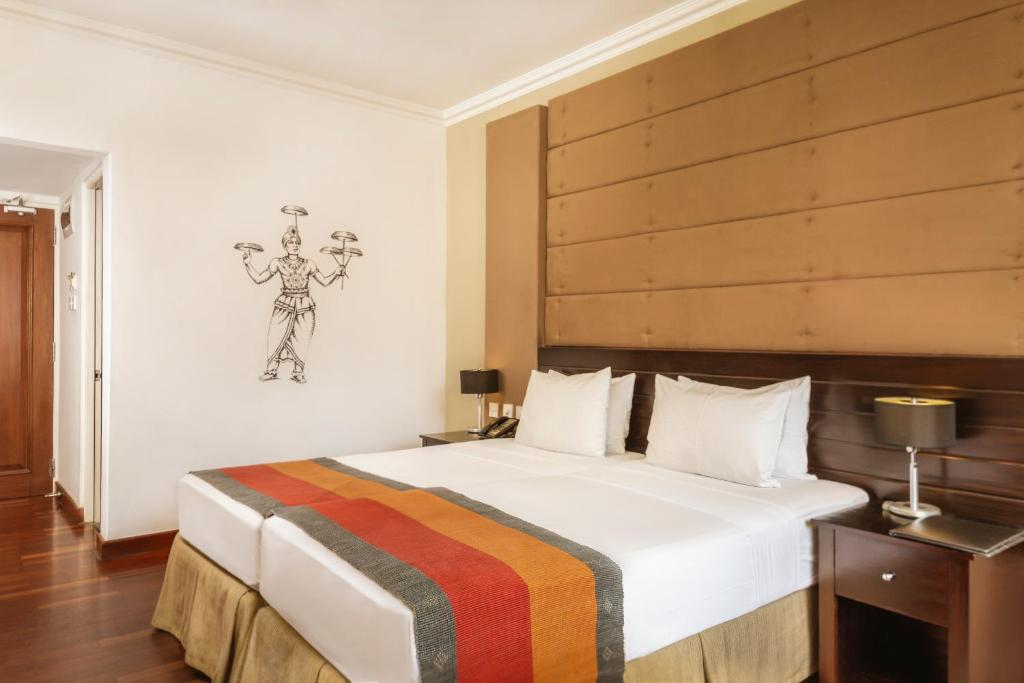 Kandy City Hotel by Earl's
