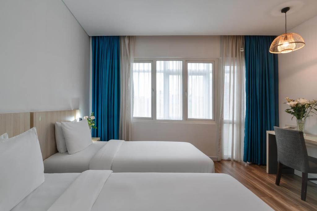 Liberty Greenview Hotel