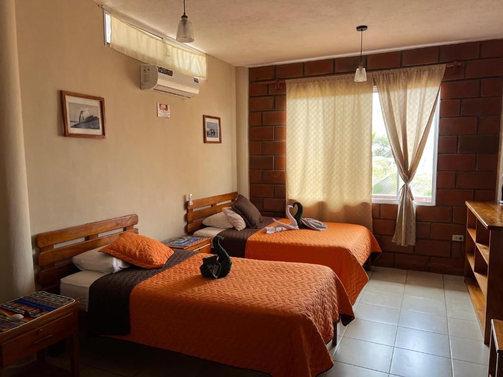 Hostal Cattleya