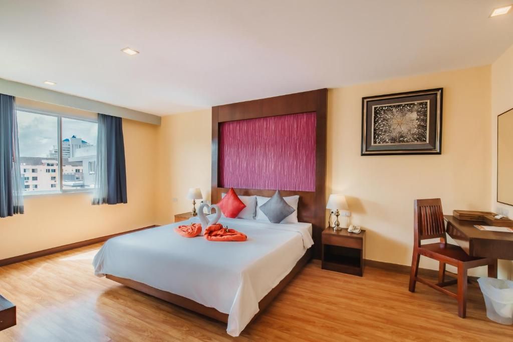 Elite Suites Hotel