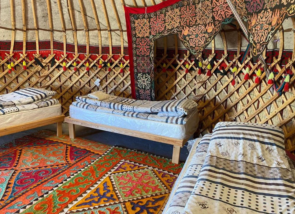 Yurt Camp Sonun