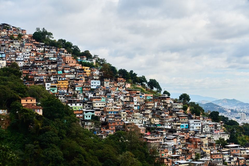 Favela i škola sambe