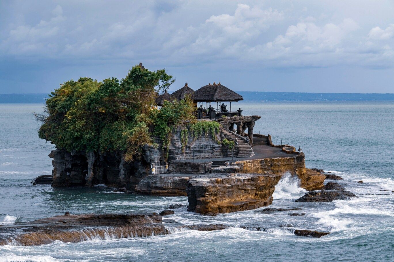 Tanah Lot i spice garden